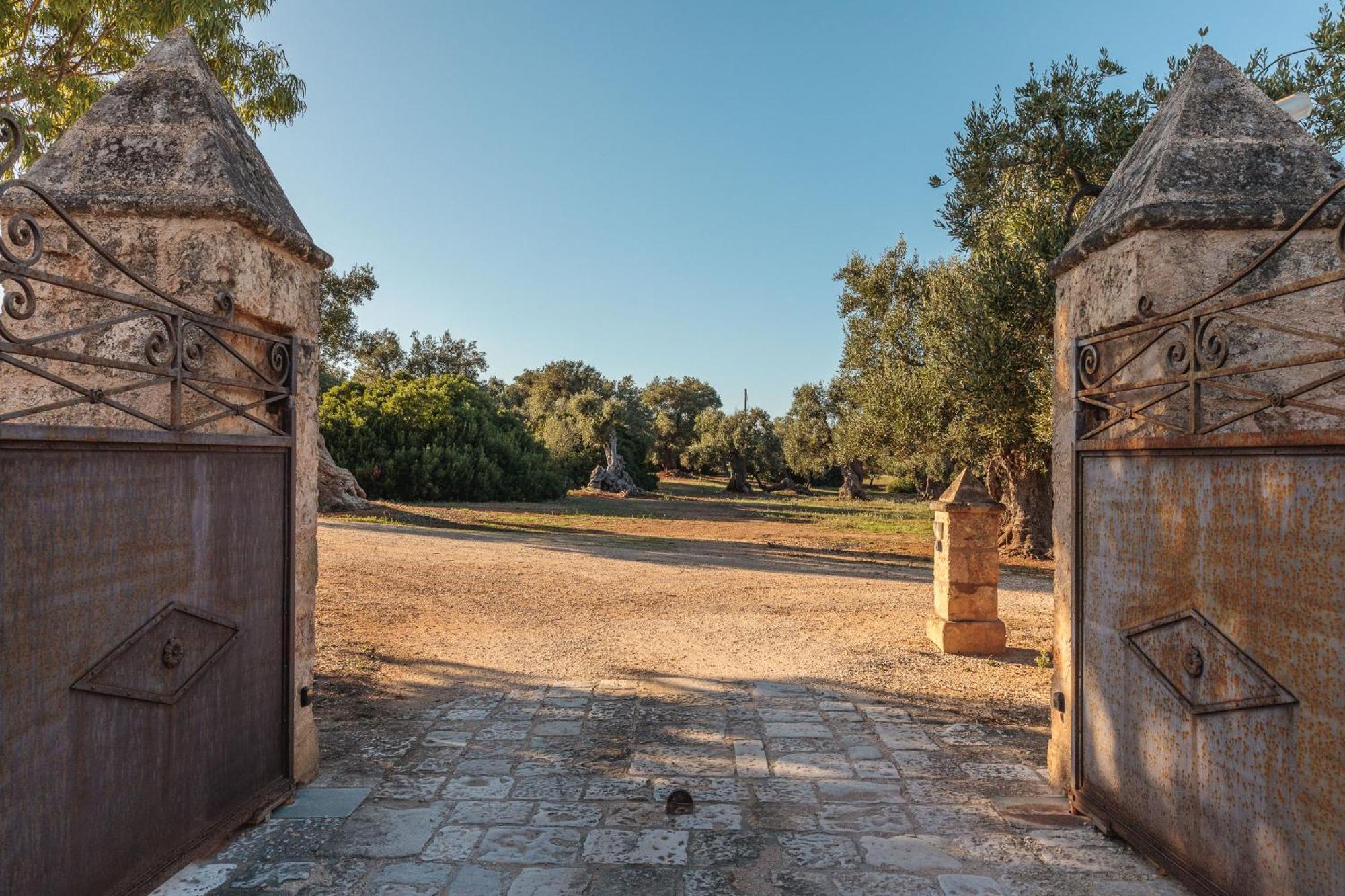 Masseria Brigantino Torre Canne Buitenkant foto